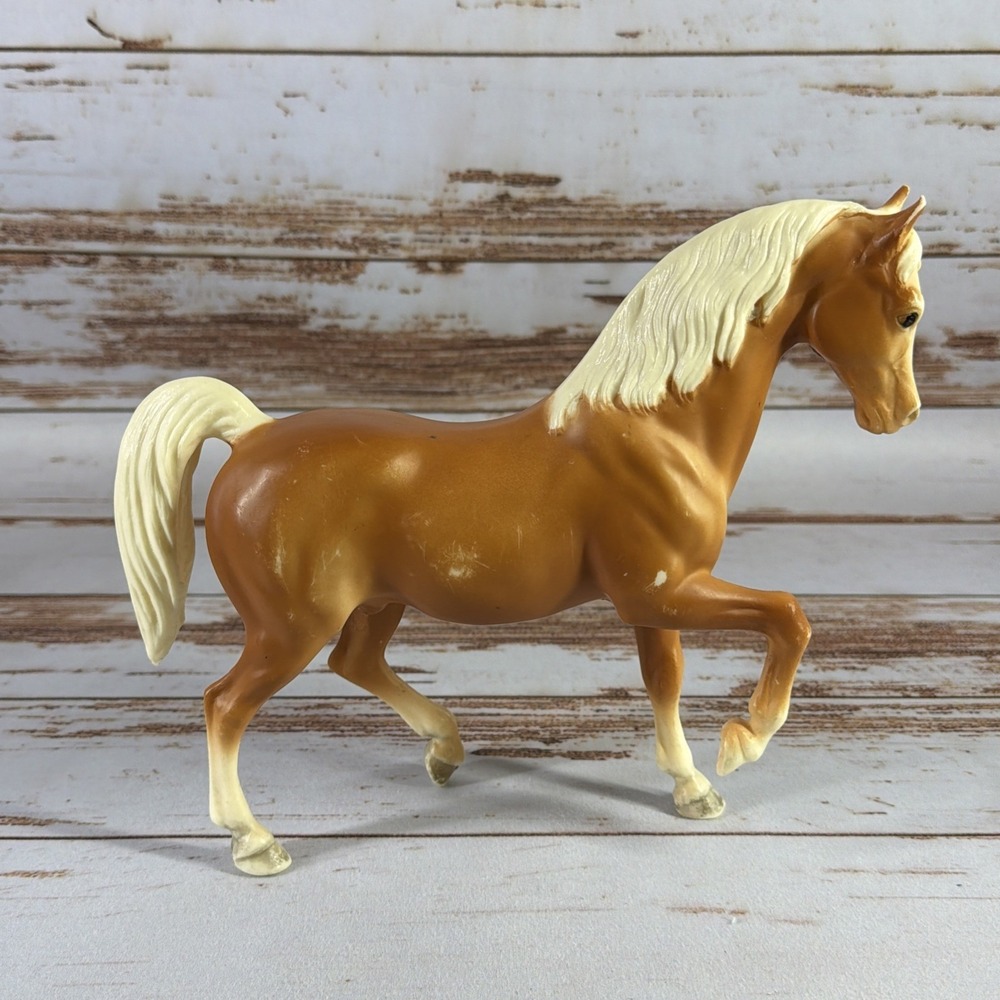 Vintage Breyer #4 Family Arabian Stallion Faith Matte Palomino Horse Used